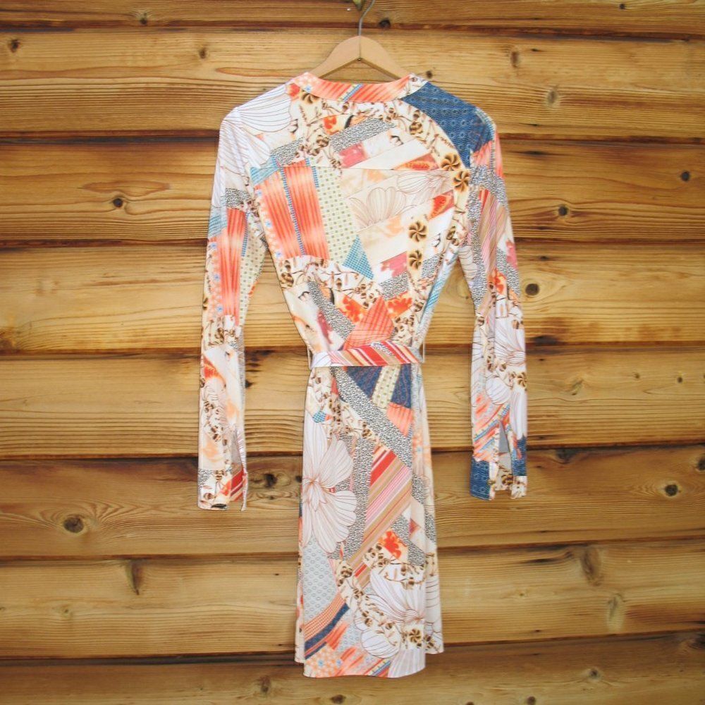 Retro Print Dress  - Picture 5 of 9